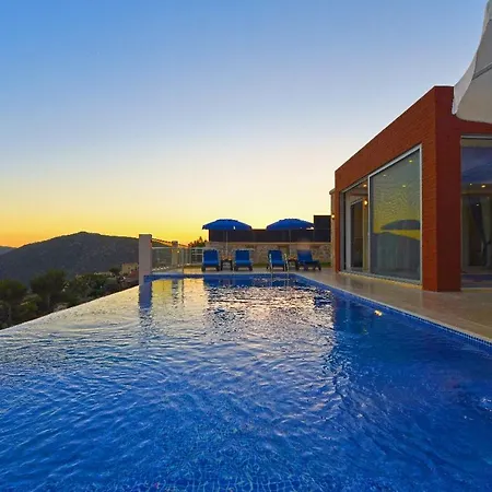 Coton Villa *